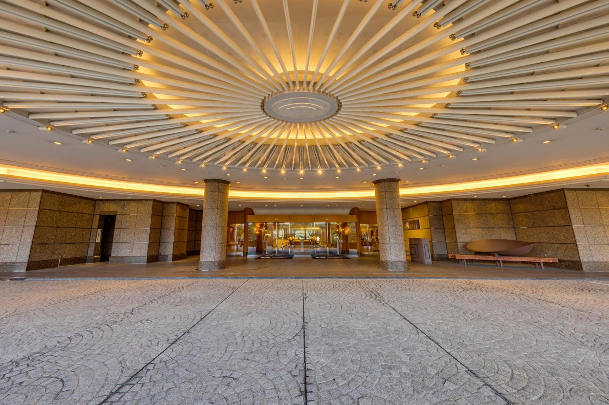 Miyako Hotel Gifu Nagaragawa Exterior foto The lobby of the hotel